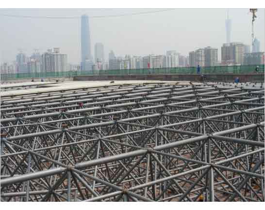 山南新建铁路干线广州调度网架工程